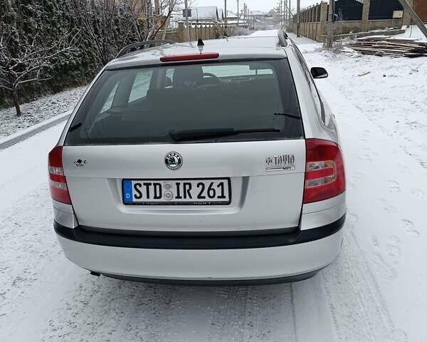 Серый Шкода Октавия, объемом двигателя 1.6 л и пробегом 184 тыс. км за 6050 $, фото 13 на Automoto.ua