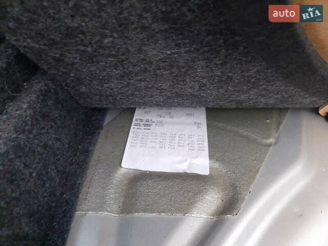 Серый Шкода Октавия, объемом двигателя 1.6 л и пробегом 220 тыс. км за 6400 $, фото 45 на Automoto.ua