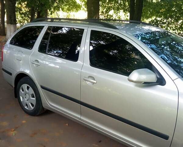 Сірий Шкода Октавія, об'ємом двигуна 1.6 л та пробігом 275 тис. км за 6000 $, фото 4 на Automoto.ua