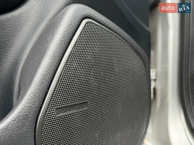 Сірий Шкода Октавія, об'ємом двигуна 1.6 л та пробігом 210 тис. км за 4399 $, фото 62 на Automoto.ua
