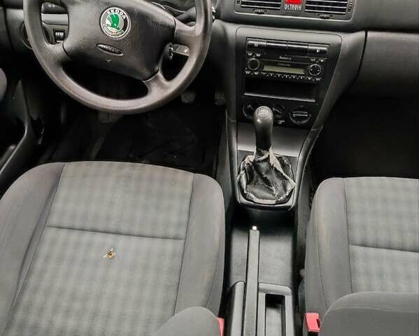 Серый Шкода Октавия, объемом двигателя 1.6 л и пробегом 220 тыс. км за 4900 $, фото 16 на Automoto.ua