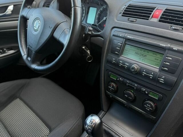 Сірий Шкода Октавія, об'ємом двигуна 1.6 л та пробігом 131 тис. км за 6700 $, фото 14 на Automoto.ua
