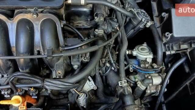 Серый Шкода Октавия, объемом двигателя 1.6 л и пробегом 212 тыс. км за 5700 $, фото 10 на Automoto.ua