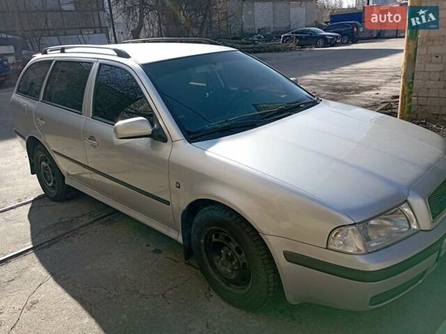 Сірий Шкода Октавія, об'ємом двигуна 1.9 л та пробігом 355 тис. км за 5600 $, фото 2 на Automoto.ua