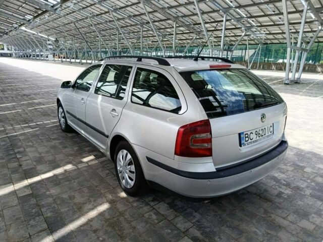 Сірий Шкода Октавія, об'ємом двигуна 1.6 л та пробігом 300 тис. км за 4599 $, фото 2 на Automoto.ua
