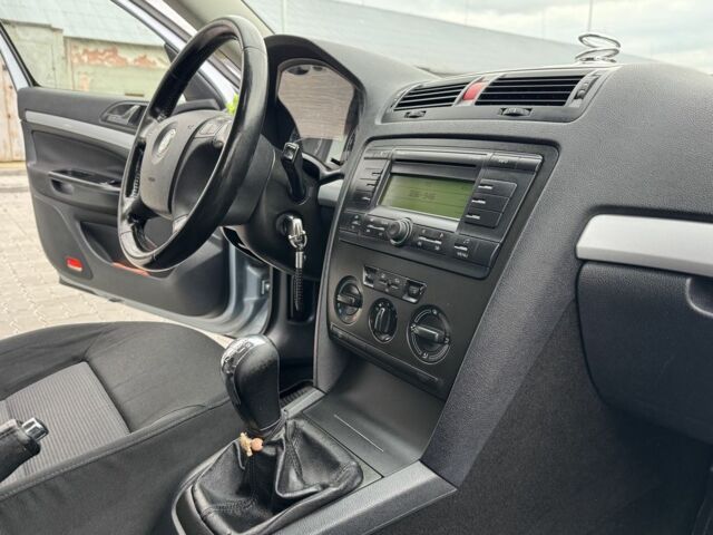 Сірий Шкода Октавія, об'ємом двигуна 1.6 л та пробігом 233 тис. км за 6750 $, фото 18 на Automoto.ua
