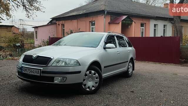 Серый Шкода Октавия, объемом двигателя 1.6 л и пробегом 291 тыс. км за 6700 $, фото 1 на Automoto.ua