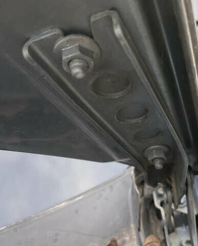 Серый Шкода Октавия, объемом двигателя 1.6 л и пробегом 210 тыс. км за 6600 $, фото 24 на Automoto.ua