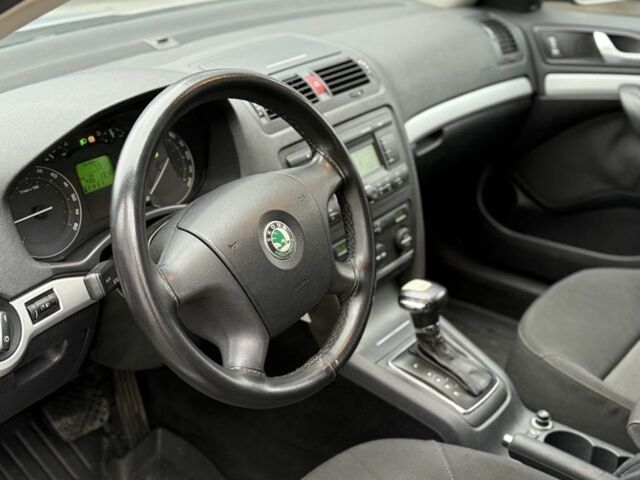 Серый Шкода Октавия, объемом двигателя 1.9 л и пробегом 287 тыс. км за 5250 $, фото 8 на Automoto.ua