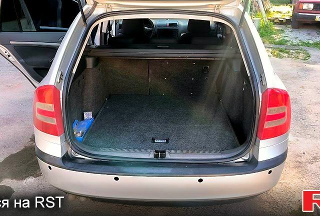 Серый Шкода Октавия, объемом двигателя 2 л и пробегом 295 тыс. км за 4500 $, фото 7 на Automoto.ua