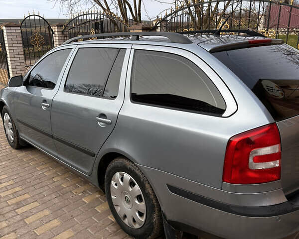 Серый Шкода Октавия, объемом двигателя 1.6 л и пробегом 220 тыс. км за 5350 $, фото 26 на Automoto.ua