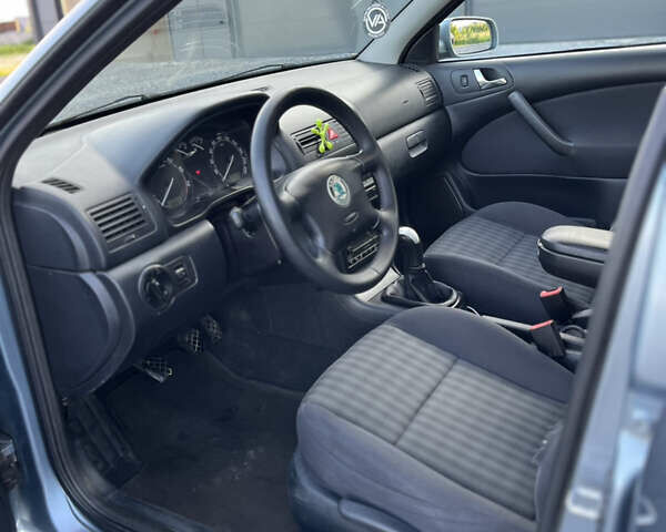 Шкода Октавия 2006 в Львове на Automoto.ua Серый Шкода Октавия, объемом двигателя 1.78 л и пробегом 240 тыс. км за 4850 $, фото 13 на Automoto.ua