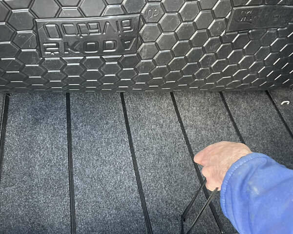 Серый Шкода Октавия, объемом двигателя 1.6 л и пробегом 253 тыс. км за 4700 $, фото 24 на Automoto.ua