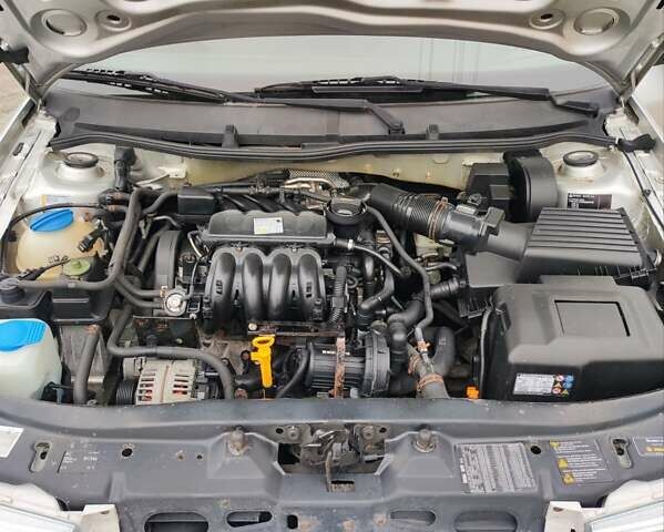 Серый Шкода Октавия, объемом двигателя 1.6 л и пробегом 220 тыс. км за 4500 $, фото 20 на Automoto.ua