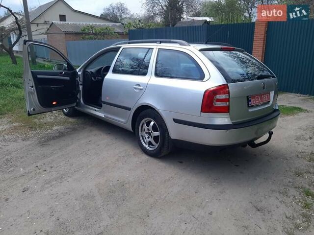 Серый Шкода Октавия, объемом двигателя 1.6 л и пробегом 220 тыс. км за 6200 $, фото 125 на Automoto.ua