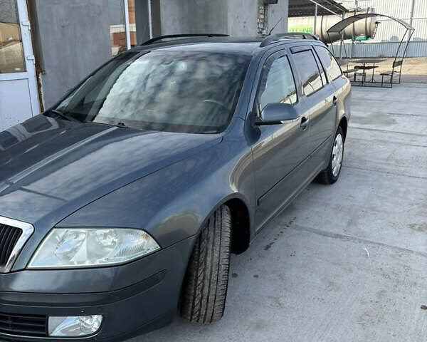 Серый Шкода Октавия, объемом двигателя 1.9 л и пробегом 280 тыс. км за 2950 $, фото 7 на Automoto.ua