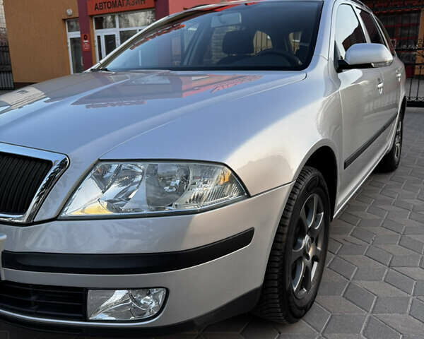 Серый Шкода Октавия, объемом двигателя 1.6 л и пробегом 277 тыс. км за 6300 $, фото 11 на Automoto.ua