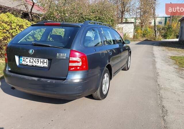 Серый Шкода Октавия, объемом двигателя 1.6 л и пробегом 259 тыс. км за 5200 $, фото 5 на Automoto.ua