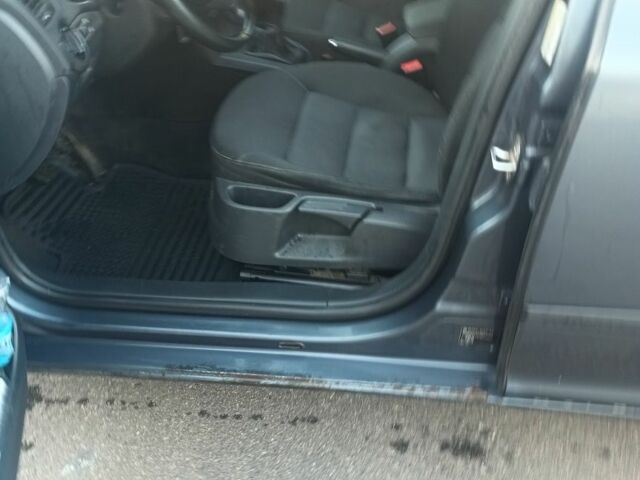 Шкода Октавия 2006 в Николаеве на Automoto.ua Серый Шкода Октавия, объемом двигателя 1.9 л и пробегом 450 тыс. км за 2900 $, фото 14 на Automoto.ua