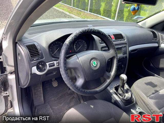 Шкода Октавія 2006 у Луцьку на Automoto.ua Сірий Шкода Октавія, об'ємом двигуна 1.9 л та пробігом 313 тис. км за 6000 $, фото 8 на Automoto.ua