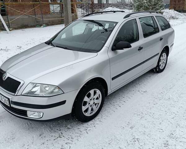 Серый Шкода Октавия, объемом двигателя 1.6 л и пробегом 184 тыс. км за 6050 $, фото 21 на Automoto.ua