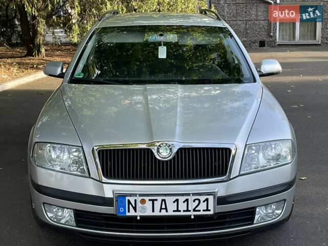 Шкода Октавія 2006 у Одесі на Automoto.ua Сірий Шкода Октавія, об'ємом двигуна 1.9 л та пробігом 305 тис. км за 3030 $, фото 2 на Automoto.ua