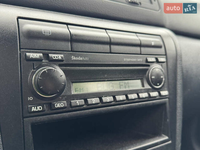 Серый Шкода Октавия, объемом двигателя 1.6 л и пробегом 210 тыс. км за 4599 $, фото 70 на Automoto.ua