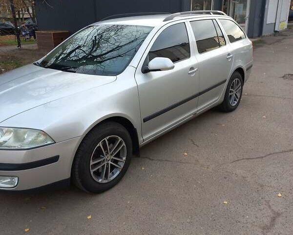 Серый Шкода Октавия, объемом двигателя 1.6 л и пробегом 242 тыс. км за 7000 $, фото 3 на Automoto.ua