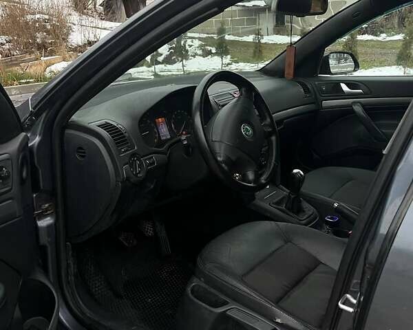 Серый Шкода Октавия, объемом двигателя 1.9 л и пробегом 300 тыс. км за 4700 $, фото 12 на Automoto.ua