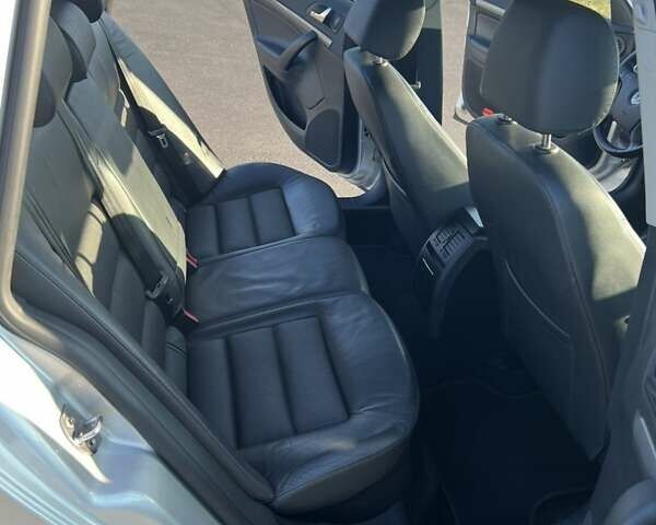 Серый Шкода Октавия, объемом двигателя 1.6 л и пробегом 300 тыс. км за 6650 $, фото 1 на Automoto.ua