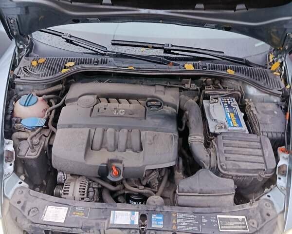 Шкода Октавия 2006 в Нововолынск на Automoto.ua Серый Шкода Октавия, объемом двигателя 1.6 л и пробегом 180 тыс. км за 4750 $, фото 11 на Automoto.ua