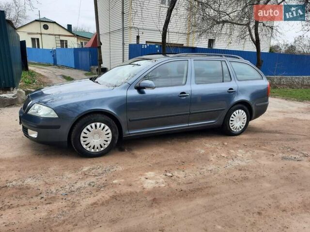 Серый Шкода Октавия, объемом двигателя 1.6 л и пробегом 198 тыс. км за 5950 $, фото 43 на Automoto.ua