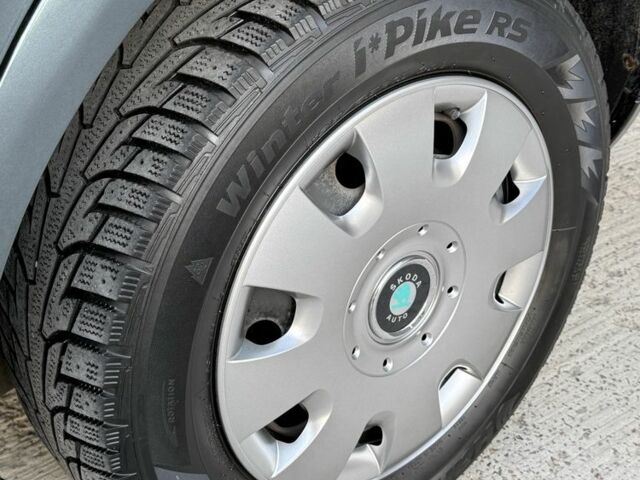 Серый Шкода Октавия, объемом двигателя 1.8 л и пробегом 450 тыс. км за 3450 $, фото 8 на Automoto.ua