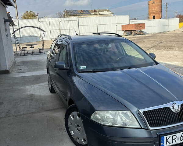 Серый Шкода Октавия, объемом двигателя 1.9 л и пробегом 280 тыс. км за 2950 $, фото 8 на Automoto.ua