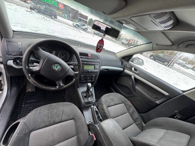 Серый Шкода Октавия, объемом двигателя 1.9 л и пробегом 289 тыс. км за 2200 $, фото 3 на Automoto.ua