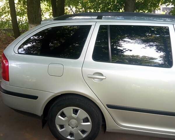 Сірий Шкода Октавія, об'ємом двигуна 1.6 л та пробігом 275 тис. км за 6000 $, фото 3 на Automoto.ua
