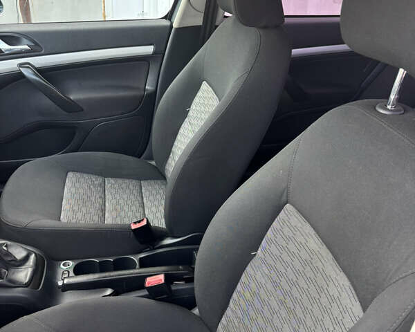 Серый Шкода Октавия, объемом двигателя 1.9 л и пробегом 280 тыс. км за 2950 $, фото 5 на Automoto.ua