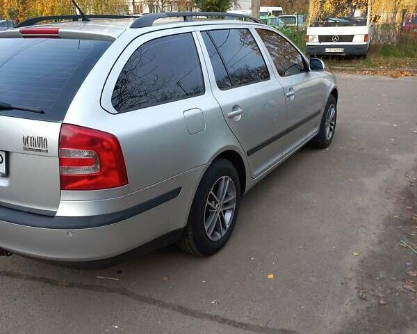 Серый Шкода Октавия, объемом двигателя 1.6 л и пробегом 242 тыс. км за 7000 $, фото 4 на Automoto.ua