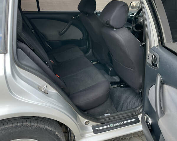Шкода Октавия 2006 в Турийск на Automoto.ua Серый Шкода Октавия, объемом двигателя 1.9 л и пробегом 330 тыс. км за 4300 $, фото 11 на Automoto.ua