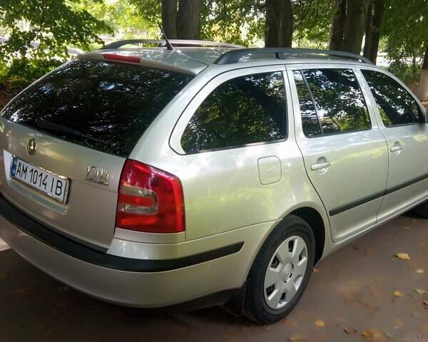 Сірий Шкода Октавія, об'ємом двигуна 1.6 л та пробігом 275 тис. км за 6000 $, фото 18 на Automoto.ua