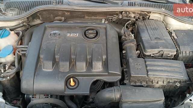 Серый Шкода Октавия, объемом двигателя 1.9 л и пробегом 351 тыс. км за 6700 $, фото 11 на Automoto.ua