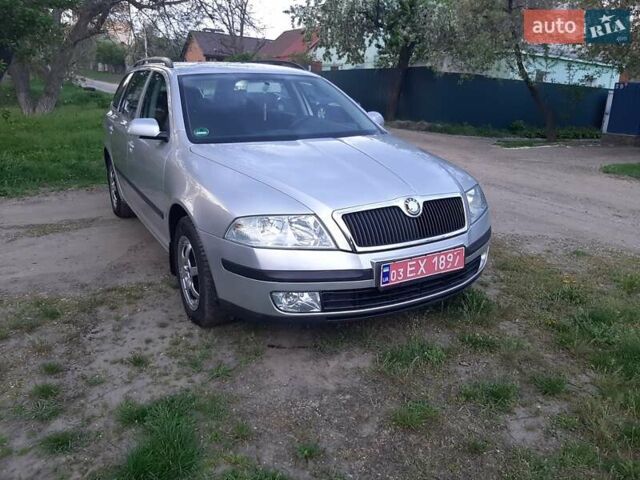 Серый Шкода Октавия, объемом двигателя 1.6 л и пробегом 220 тыс. км за 6200 $, фото 94 на Automoto.ua