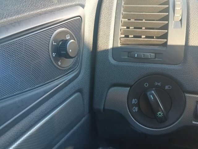 Шкода Октавия 2006 в Николаеве на Automoto.ua Серый Шкода Октавия, объемом двигателя 1.9 л и пробегом 450 тыс. км за 2900 $, фото 17 на Automoto.ua