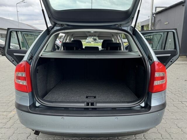 Сірий Шкода Октавія, об'ємом двигуна 1.6 л та пробігом 233 тис. км за 6750 $, фото 13 на Automoto.ua