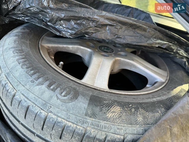 Серый Шкода Октавия, объемом двигателя 1.6 л и пробегом 244 тыс. км за 6550 $, фото 15 на Automoto.ua