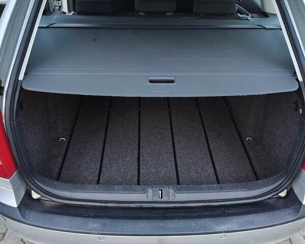 Серый Шкода Октавия, объемом двигателя 1.6 л и пробегом 196 тыс. км за 5950 $, фото 8 на Automoto.ua