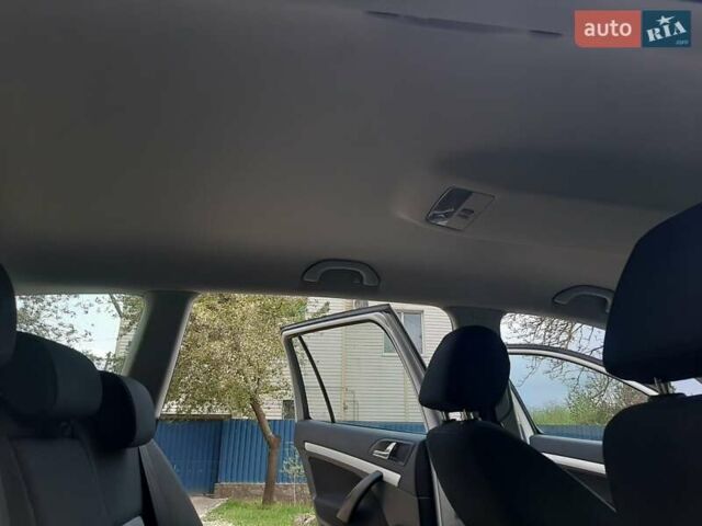 Серый Шкода Октавия, объемом двигателя 1.6 л и пробегом 220 тыс. км за 6400 $, фото 78 на Automoto.ua