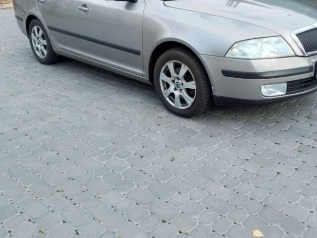 Серый Шкода Октавия, объемом двигателя 2 л и пробегом 290 тыс. км за 6000 $, фото 1 на Automoto.ua