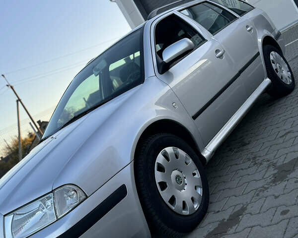 Сірий Шкода Октавія, об'ємом двигуна 1.6 л та пробігом 210 тис. км за 4399 $, фото 13 на Automoto.ua