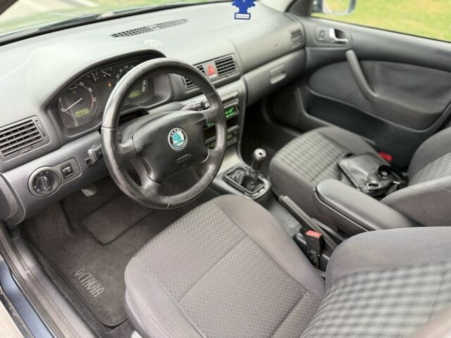 Сірий Шкода Октавія, об'ємом двигуна 1.8 л та пробігом 215 тис. км за 4850 $, фото 6 на Automoto.ua